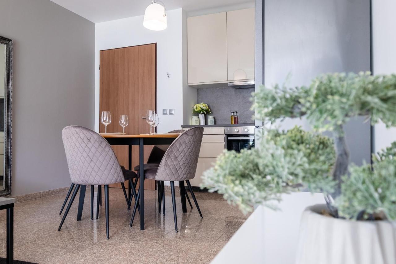 Julie'S Sunny Cozy Apartment With Balcony Sofía Exterior foto